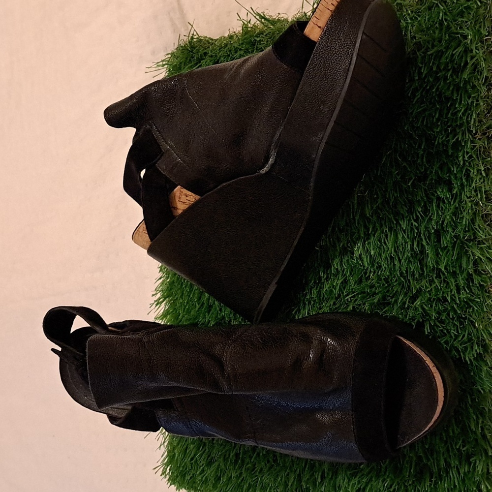 Eileen Fisher Black Wedge Sandals